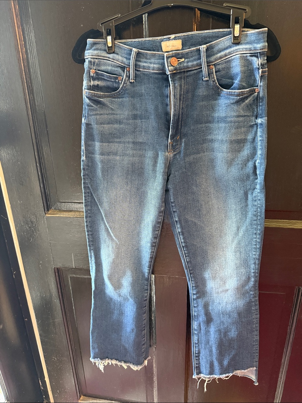 MOTHER Cropped Frayed Hem Jeans in Medium Blue Wash